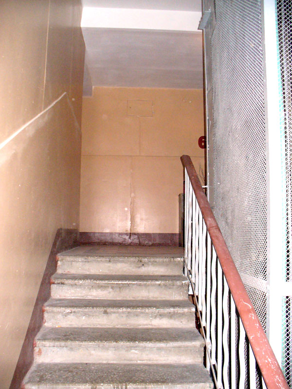 лестница к квартире 25