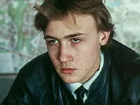 Георгий Клюев в роли Толи Игнатова Георгий Клюев в роли Толи Игнатова